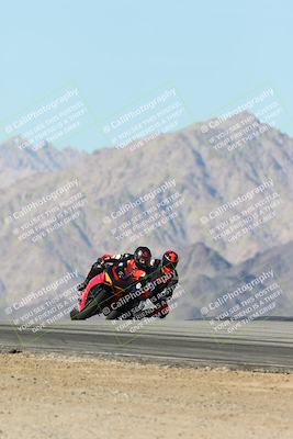 media/Dec-01-2025-Moto Forza (Mon) [[2daa91e15f]]/2-Intermediate Group/Session 4 Turn 9/